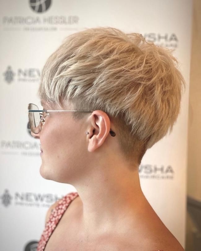 Стрижка Пикси.