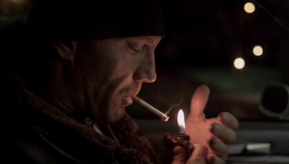 Пролистните изображение, чтобы увидеть следующий кадр из фильма «Дом восходящего солнца» (2011)