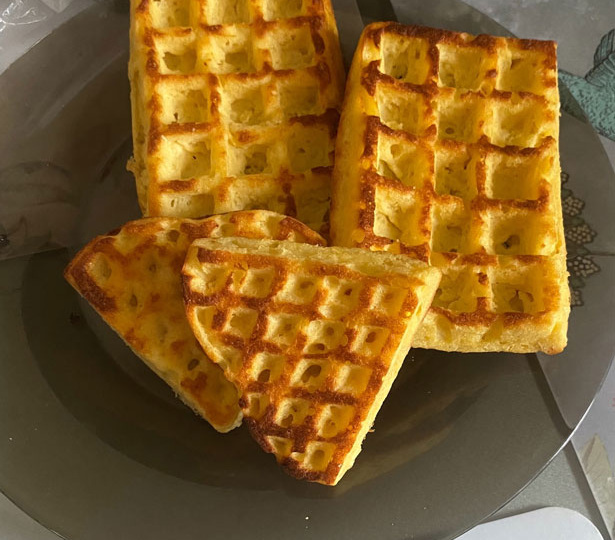 «Вафли» из творога и нутовой муки