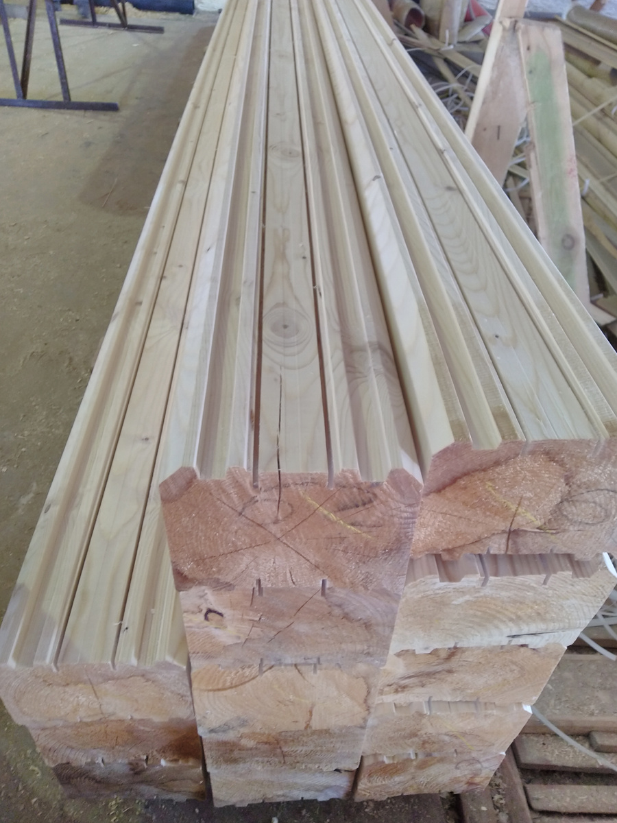 Профилированный двухшиповой брус камерной сушки