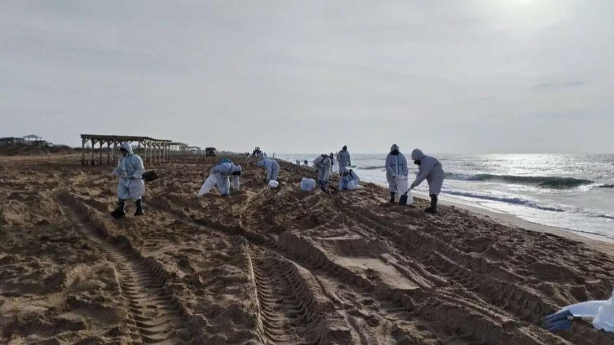    Пострадавшие от разлива мазута пляжи Анапы не будут восстановлены к ближайшему лету