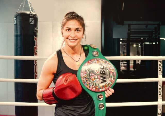     На фото Татьяна Зражевская, мастер спорта международного класса по боксу