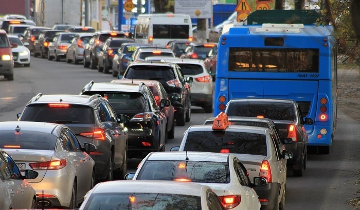    В Петербурге водитель автобуса прервал маршрут ради молитвы