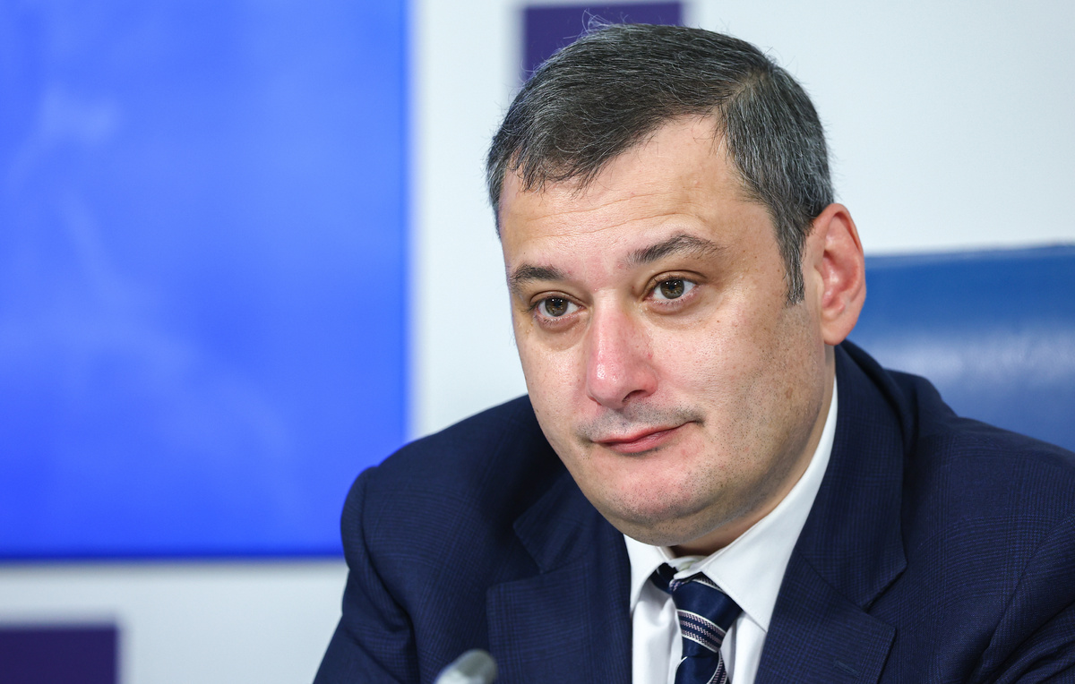    Врио губернатора Курской области Александр Хинштейн  Сергей Булкин/ТАСС