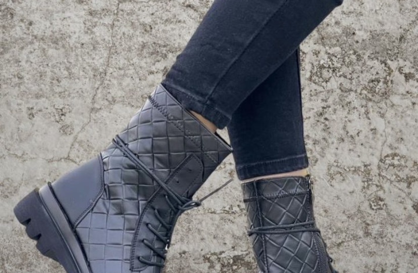 Продала еще один долговис на Авито!