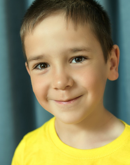 Тигран и Самира ждут. Мама и папа, где же вы?