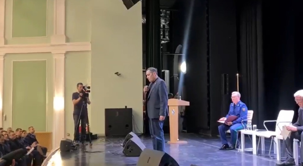    В Курске проходит встреча врио губернатора с переселенцами из трёх районов области