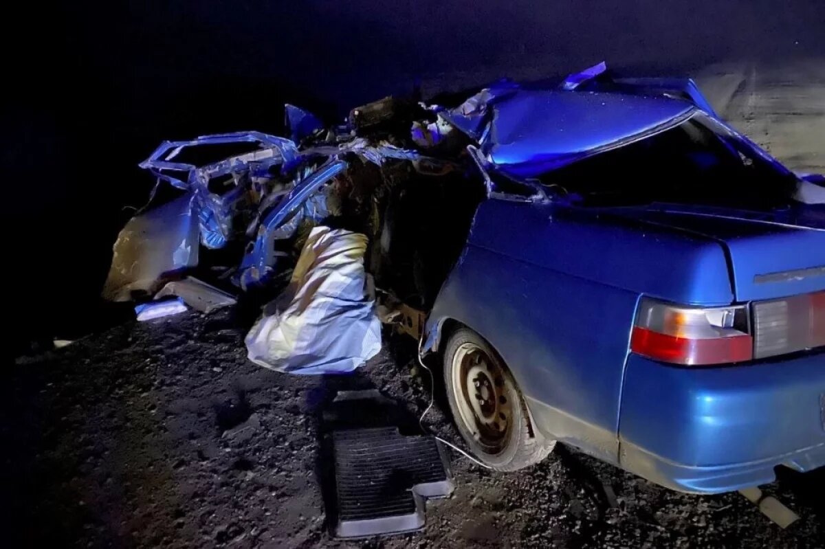    Водитель «десятки» погиб, врезавшись в КамАЗ в «долине смерти» в Дагестане