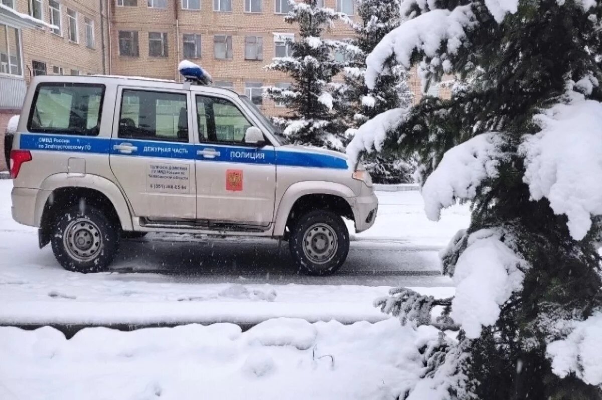    В Волгограде на парковке у гипермаркета произошли танцы со стрельбой