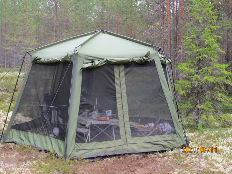 Наш домик- беседка 4Х4 метра, защита от дождя и ветра.