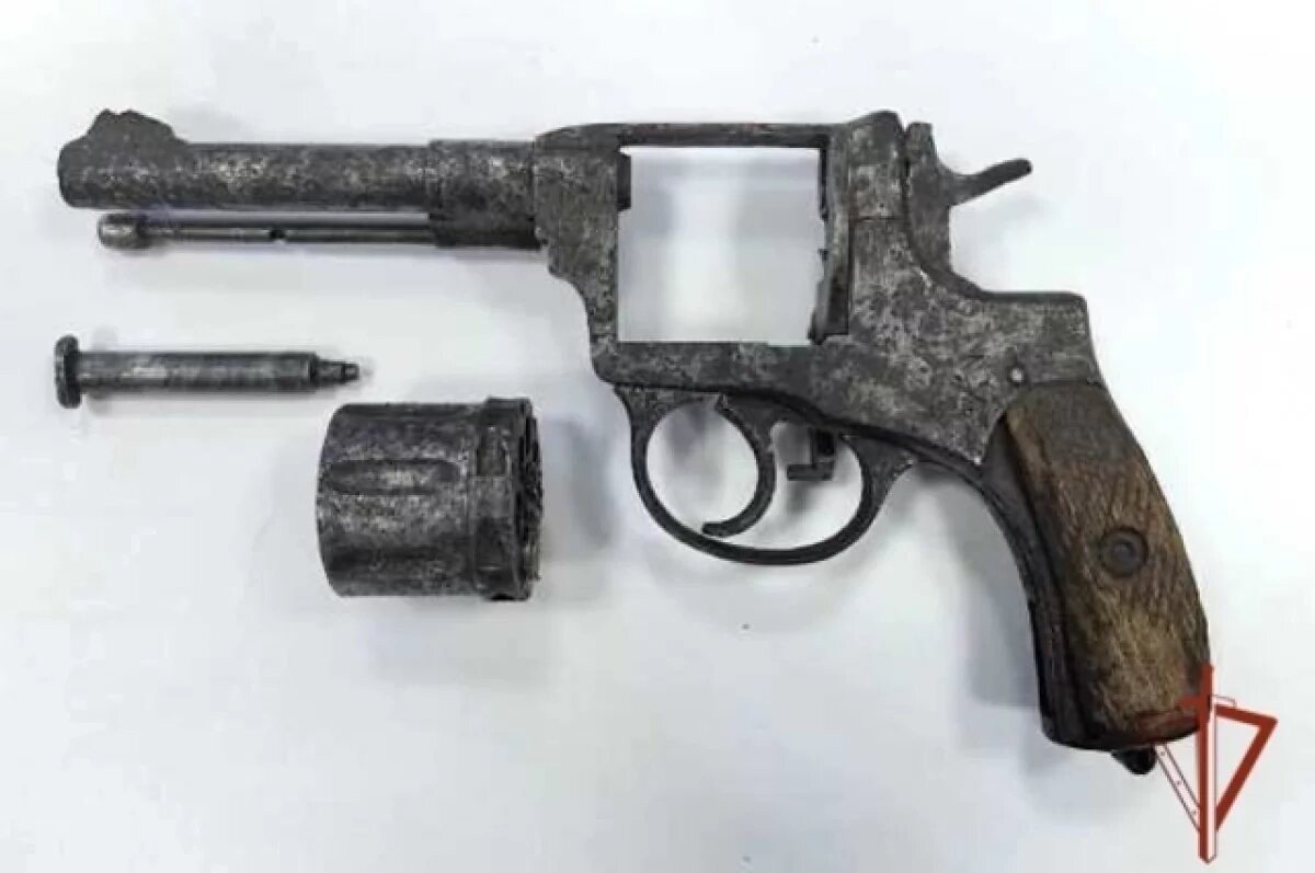    Росгвардия передала в краеведческий музей исторические экземпляры оружия