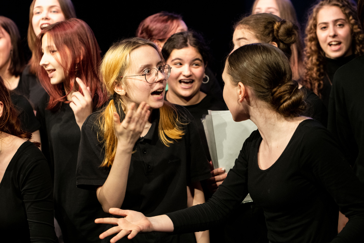 Групповой тренинг в драматической студии "Реникса"