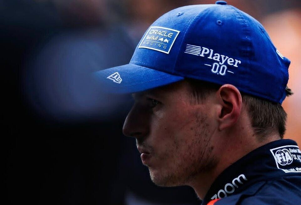    Комментатор Ф1 считает, что гонщиков нужно наказывать за матRed Bull Racing