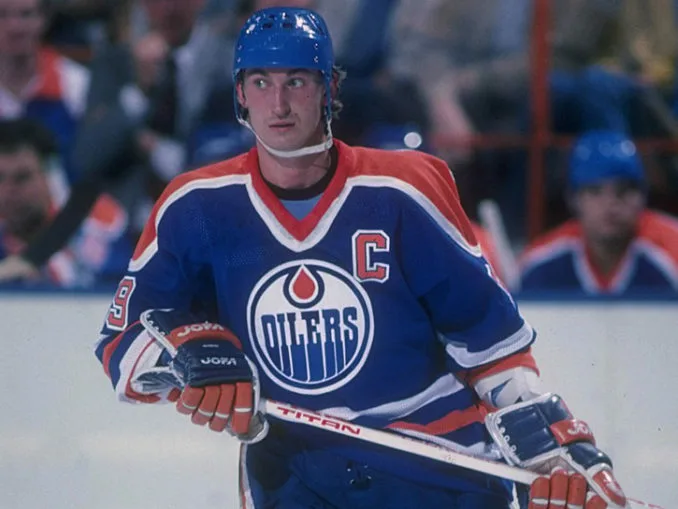«Уэйн Гретцки»: возможно лучший хоккеист всех времен.