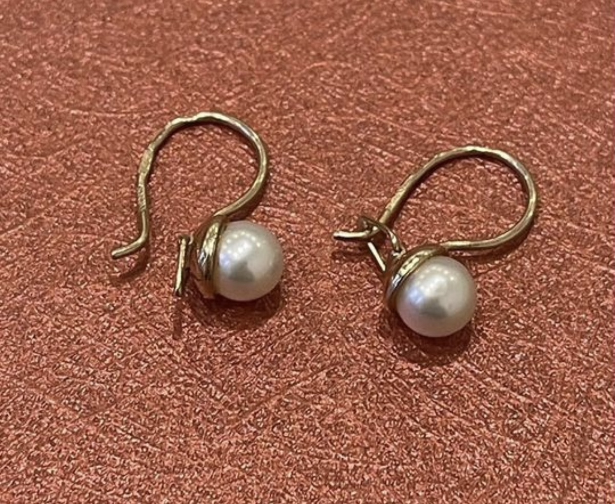 отлично продала эти серьги на Авито