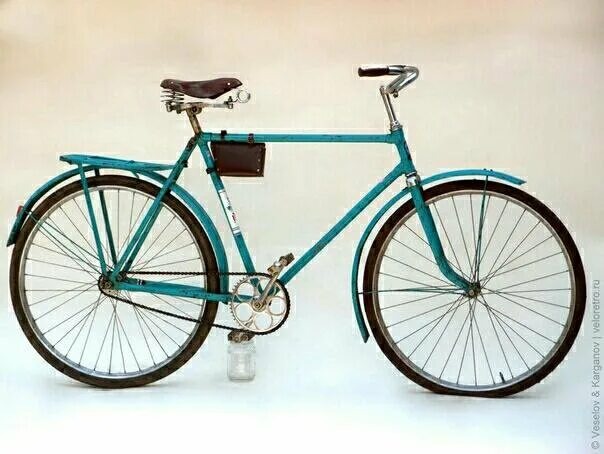 Я не уверена, что это именно "Украина", но картинку стащила с Юлы, там подобный раритет продавался за две с половиной тысячи рублей