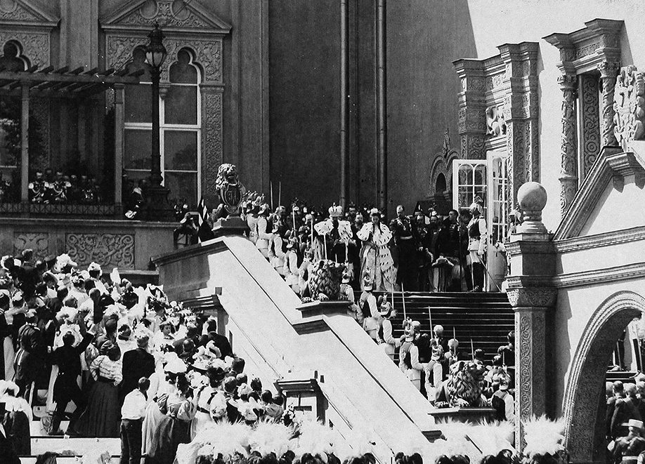 Коронация молодого царя