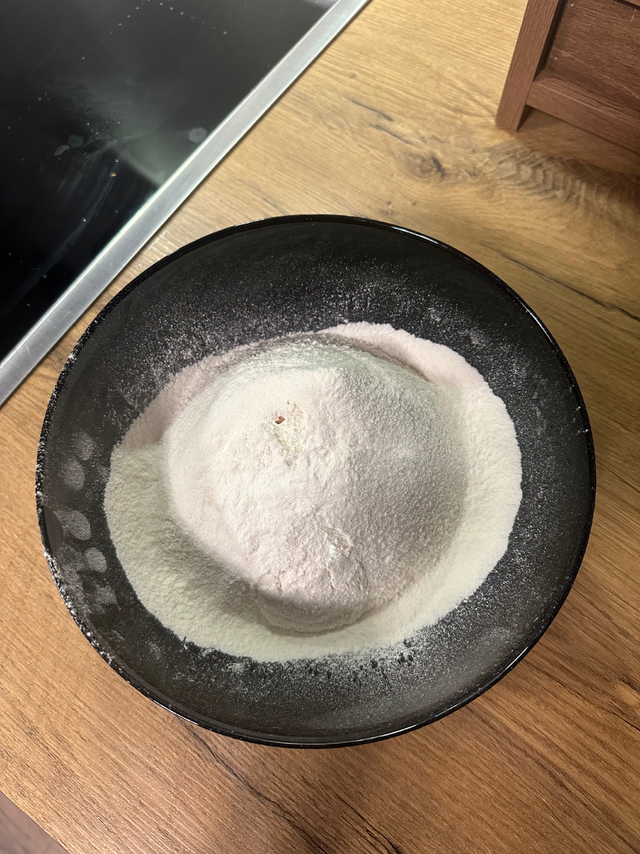 Просеять муку 