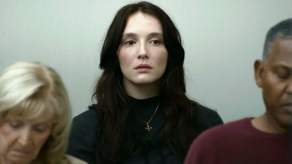 Кадр из фильма «Красные комнаты»