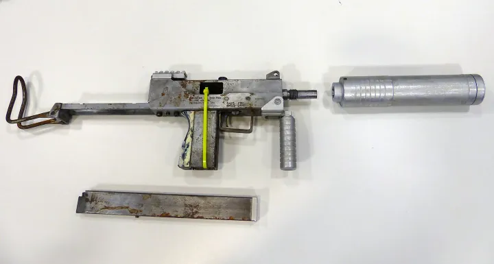 (Фото из открытых/свободных источников, авторы - Alberta Law Enforcement Response Teams)