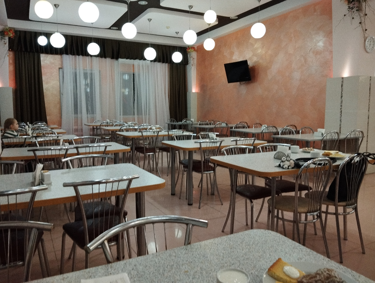 Зал столовой. 