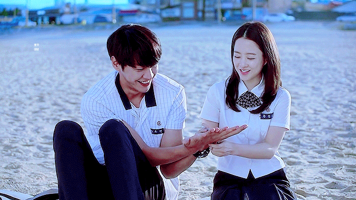 Нажмите на гифку)