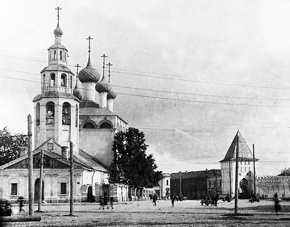 Церковь Рождества Богородицы в Ярославле. Фото начала XX века. Увы, в 1930 году храм снесли...