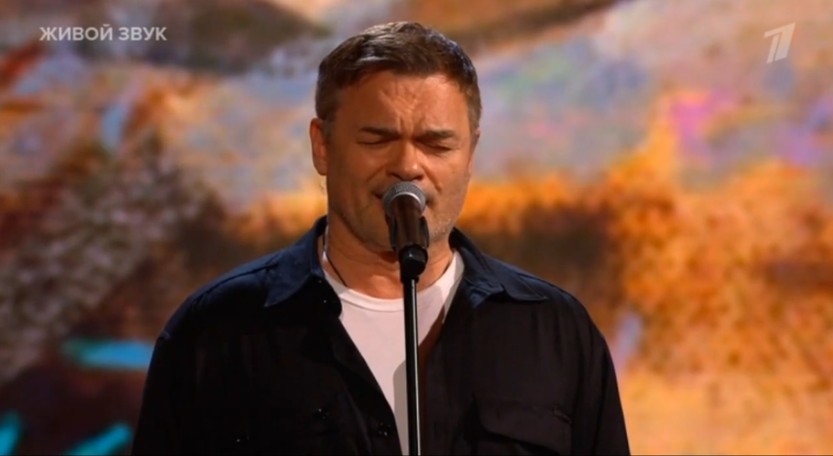 Фото- Кадр телевизионной трансляции премии "Своя Колея" за 25.01.2025 (первый канал)