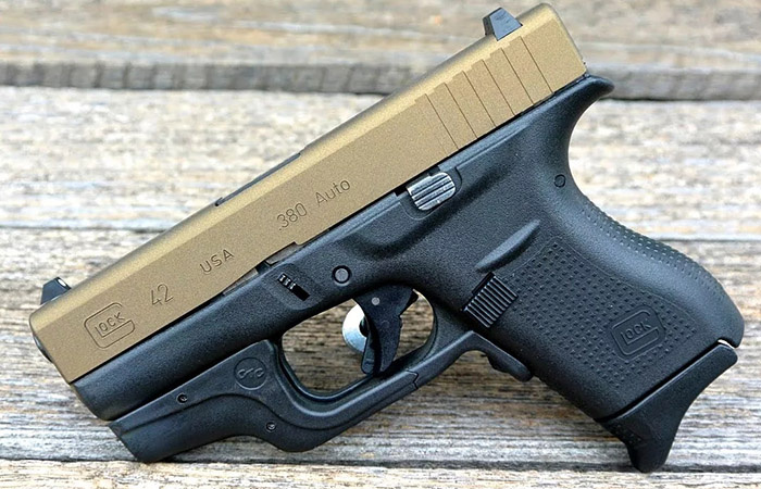 Glock G42./ Фото: youtube.com