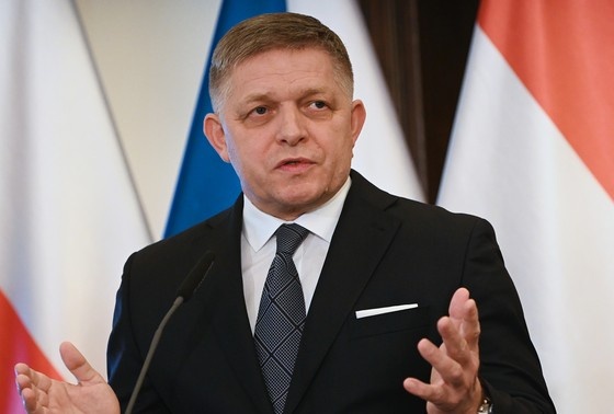    Роберт Фицо