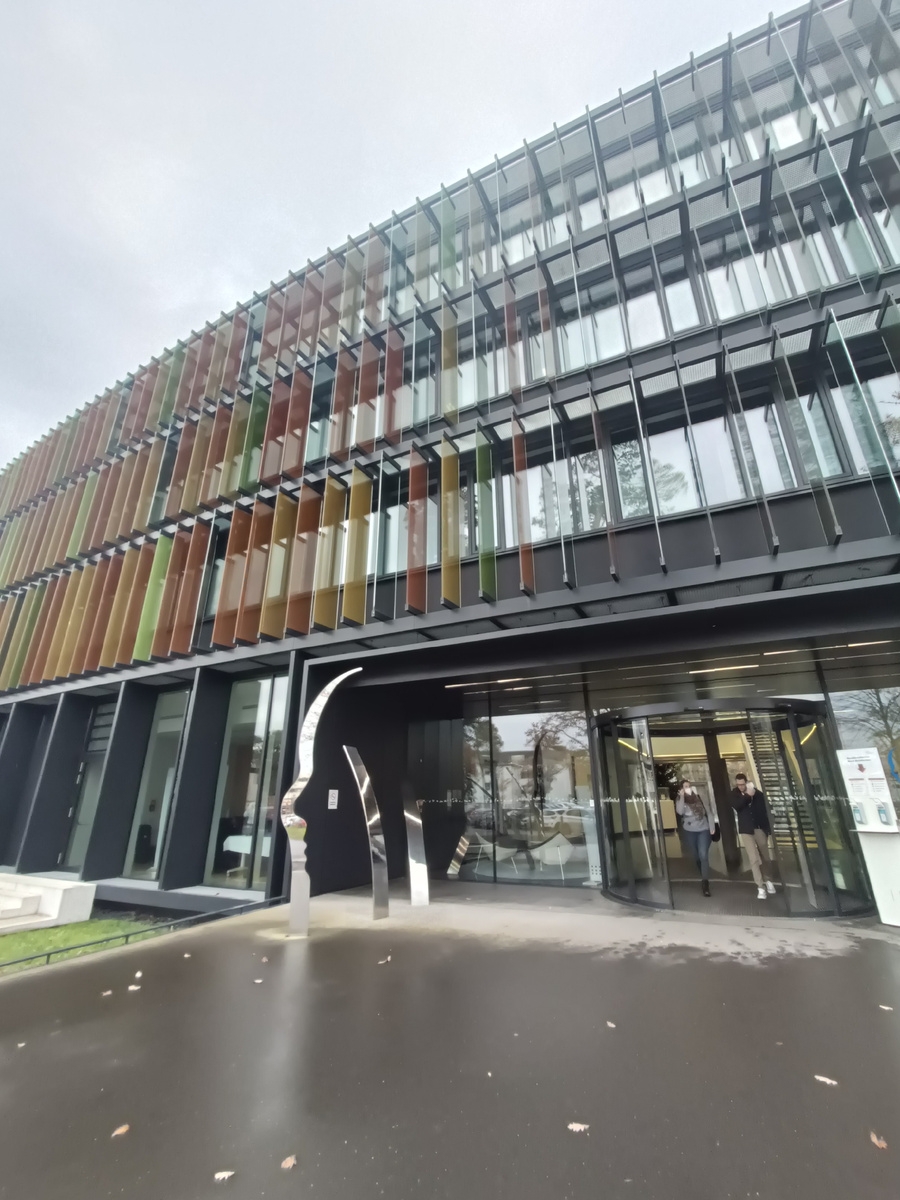 Корпус Боннского университета в Германии