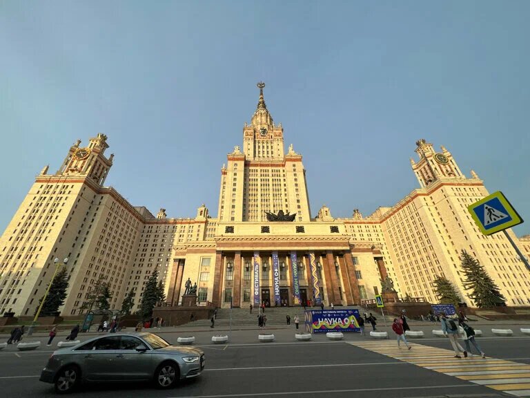 Фото из откытого источника Интернета