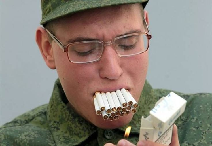 Курение вредит здоровью и повторять такие трюки не советую никому