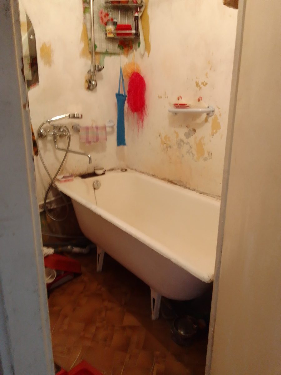 В таком виде ванная была изначально