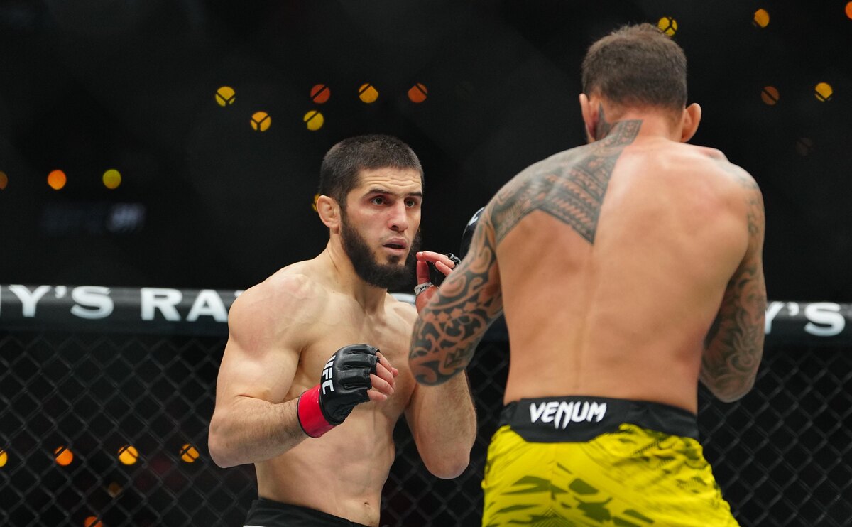 Рекорд Махачева в UFC и первое поражение брата Хабиба. ФоторепортажСпорт