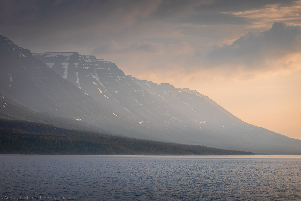 Южные склоны озера Лама
