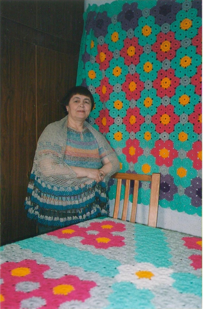 Александра Прилежаева (Прыгунова)  https://vk.com/id133485725