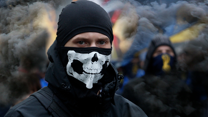    Бессмысленность сопротивления очевидна, армия обречена, государство недееспособно. Фото: Zaharchenko Petro/Globalloopres