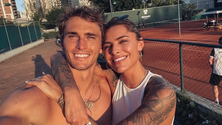    Александр Зверев и София Томалла. соцсети