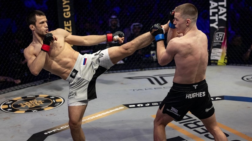     Бойцы PFL Усман Нурмагомедов и Пол Хьюз  PFL / Jose Peñuela