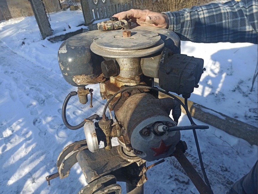 Таким он предстал первый раз.