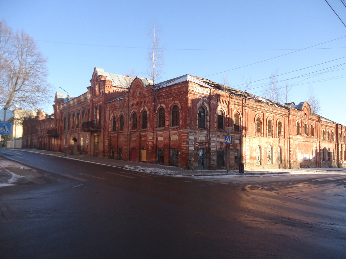 Здание табачной фабрики А.Н.Заусайлова. Из архива автора.