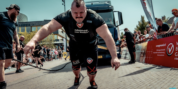 https://www.elitefts.com/education/athletic-training-for-strongman/