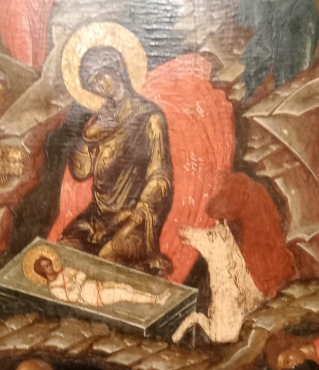 Какая трогательная деталь иконы - осёл и вол, уступившие свои ясли младенцу Иисусу!