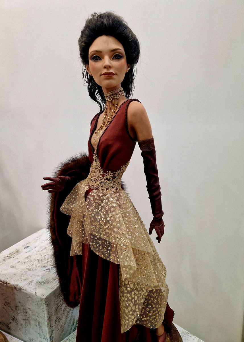 Фото сделано автором при посещении выставки кукол