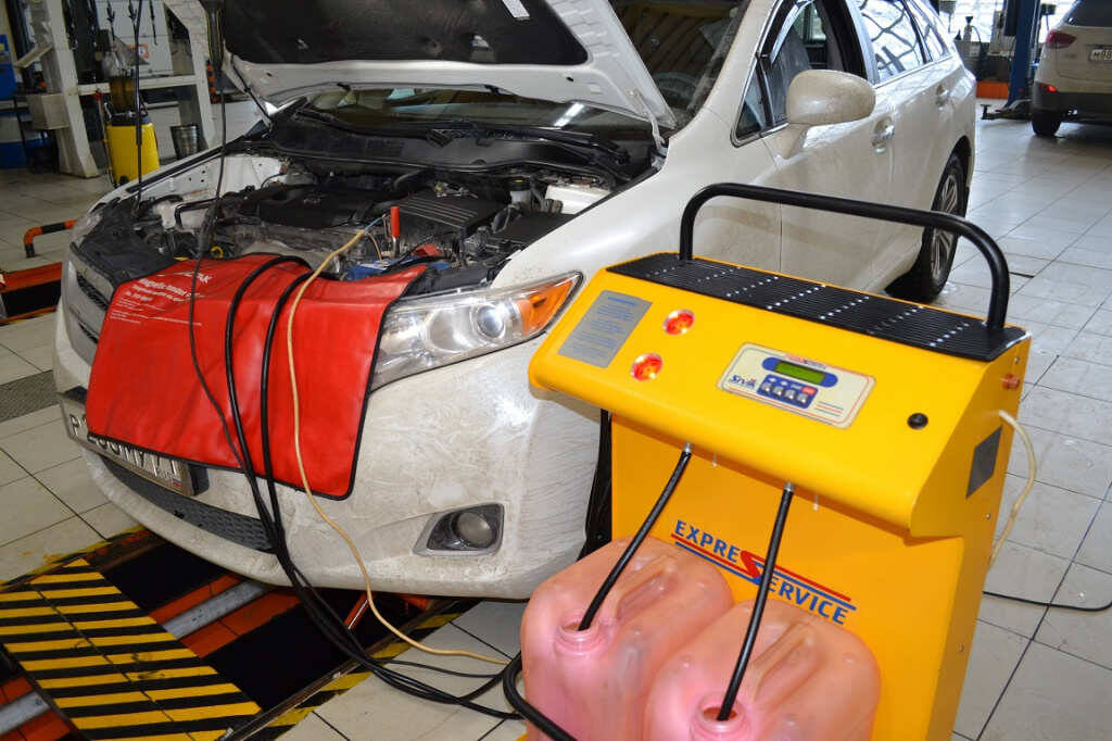 Аппаратная замена жидкости АКПП в Toyota Venza