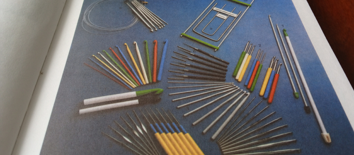 Фотография крючков.