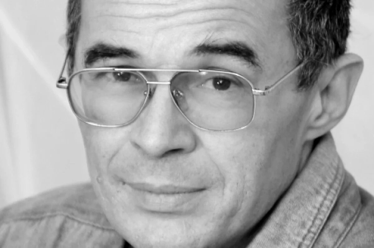    Иркутский артист Владимир Безродных получил звание заслуженного артиста РФ