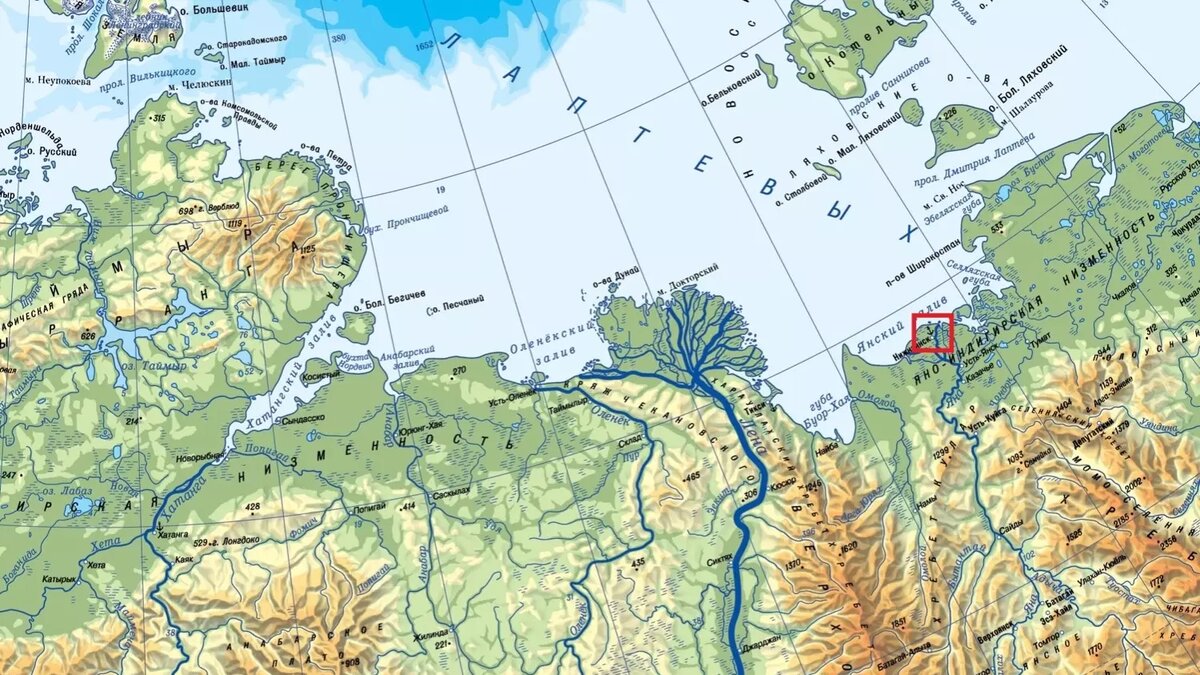 Нижнеянск на карте отмечен красным. Листайте вправо, чтобы увидеть больше изображений