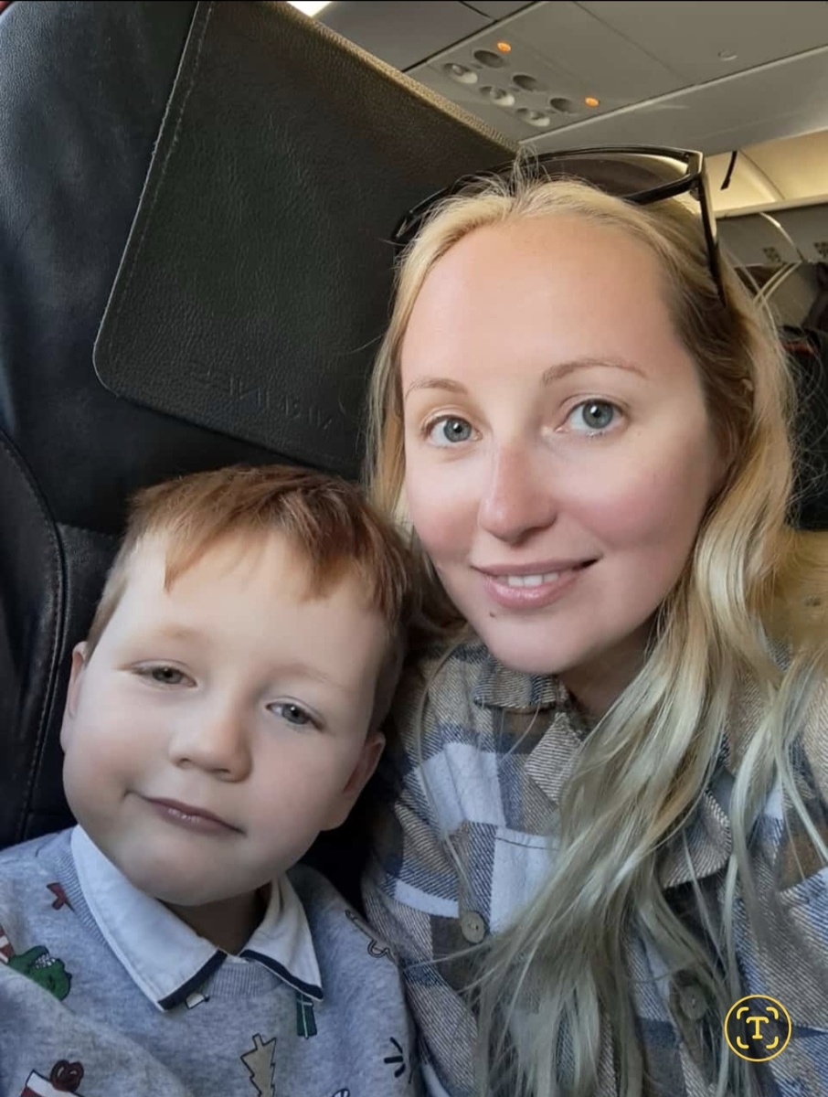 мой внук Лёва, ему 5 лет и дочь Вика